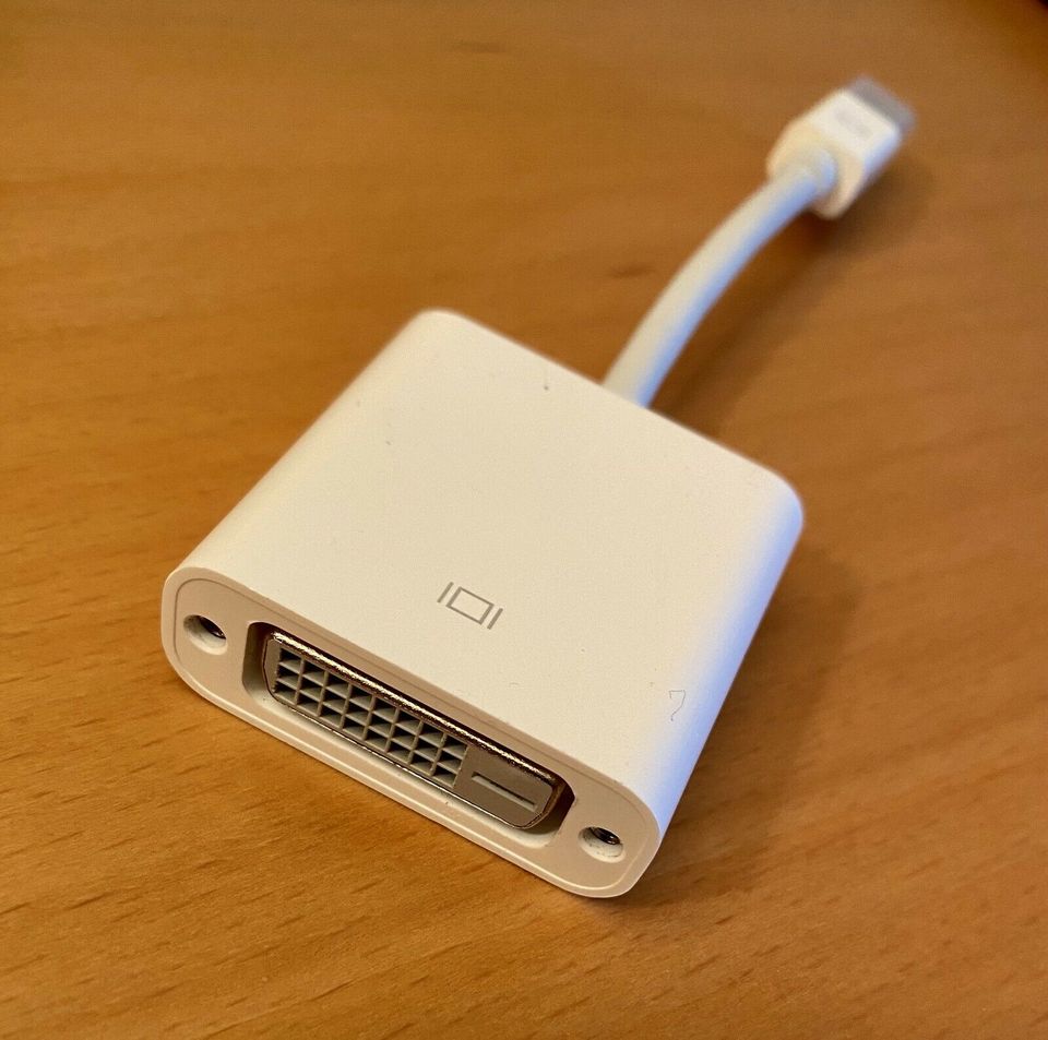 Original Apple Mini DisplayPort to DVI Adapter A1305 in Haimhausen