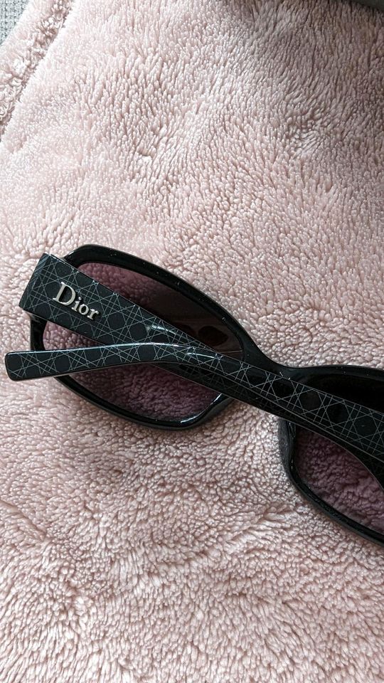 Dior Sonnenbrille Brille schwarz in Dessau-Roßlau