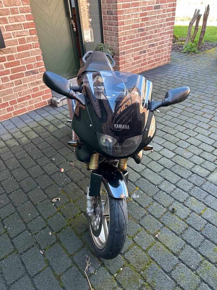 Yamaha SZR660 in Jüchen