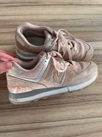 New Balance Sneaker Schuhe Rose Gr. 36,5 Hessen - Weimar (Lahn) Vorschau