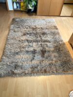 Flauschiger Teppich zu verkaufen Hessen - Ludwigsau Vorschau
