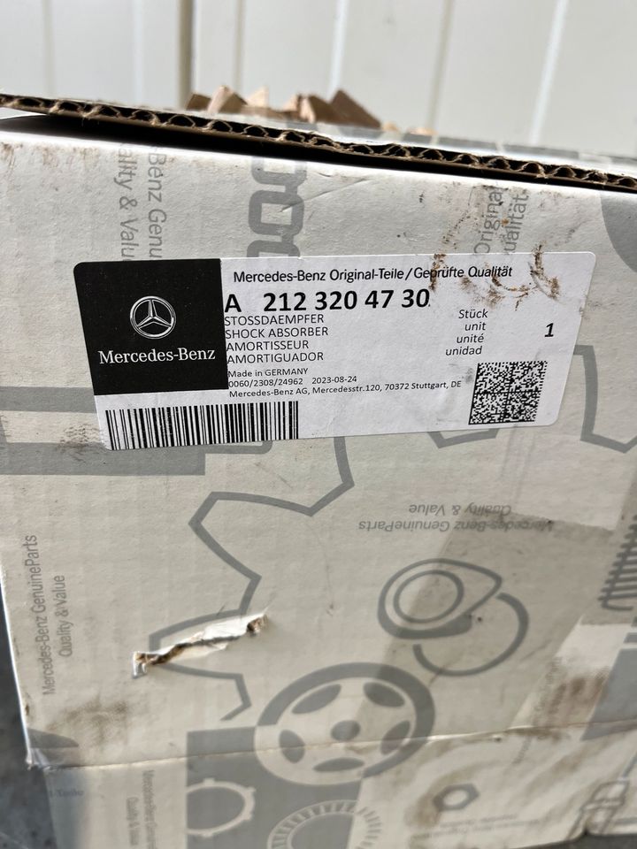 Zwei Stoßdämpfer hinten für Mercedes E-Klasse W.212 A2123204730 in München