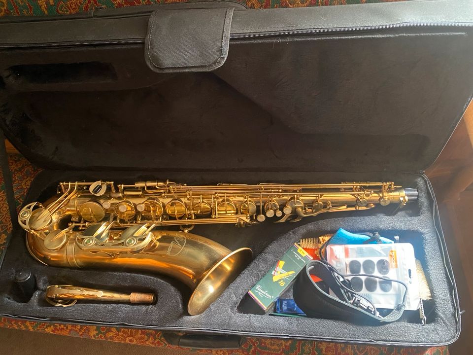 Saxophon Tenor Monzani in Düren