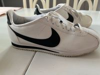 Nike Sneaker Damen Gr.40 Niedersachsen - Wrestedt Vorschau