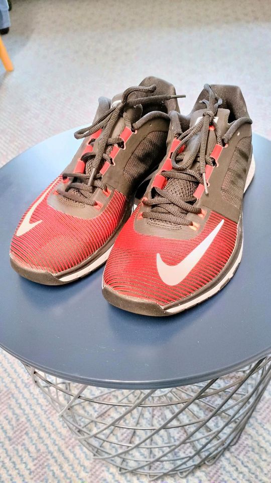 Nike Schuhe, Gr. 45,5 , wie Neu in Neuenmarkt