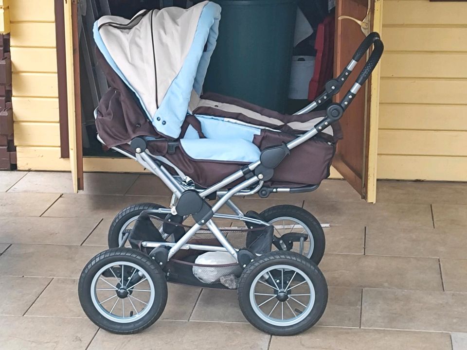 Kinderwagen in Achim