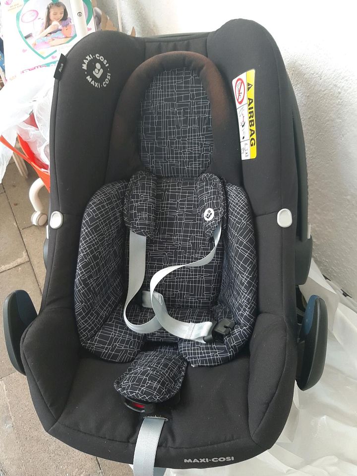 Maxi Cosi für kleinebabi bis1jahr  sehrgut erhalten neu Preis 150 in Meerbusch