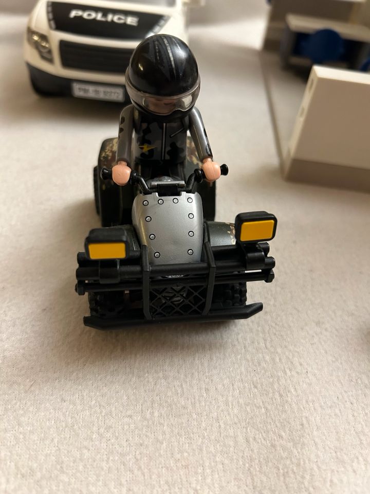 Playmobil Polizeiwache mit Banditen in Torgau