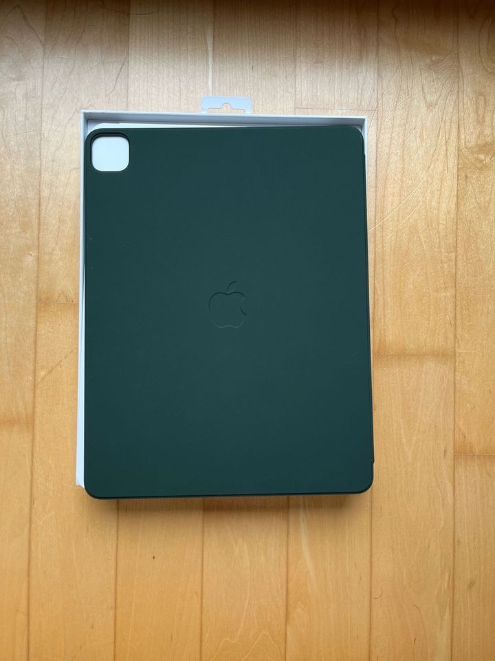 Apple Smart Folio iPad 12.9 Hülle in Dachau