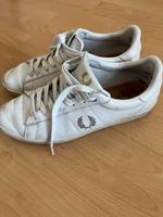 Fred Perry Herren weiß Sneaker 42 Hessen - Langen (Hessen) Vorschau