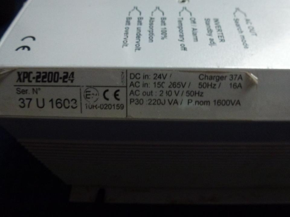 Studer Wechselrichter XPC 2200-24 Fernbedienung Batterielader in Freising