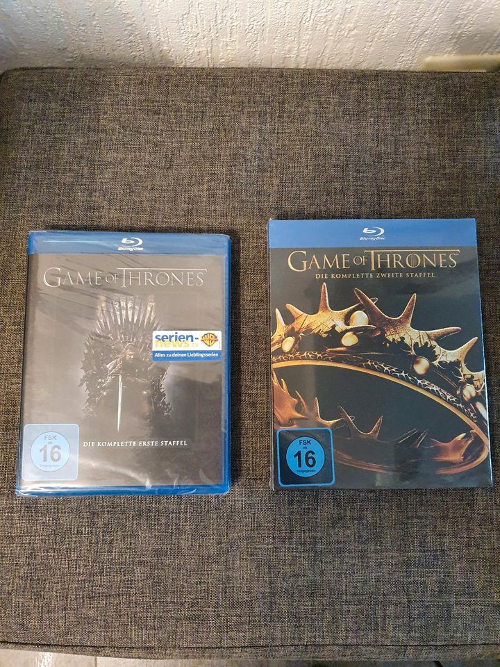 Game of Thrones Blu Ray Neu verschweißt Staffel 1+2 in Duisburg