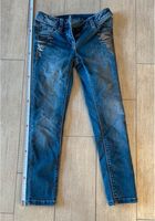 Jeans mit Glitzer von s.Oliver Gr. 134 Glitzerpailletten Sachsen - Lampertswalde bei Großenhain Vorschau