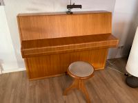 Hoffmann Piano / Klavier Mod 107 / 1972 / SEHR gepflegt / Detmold Nordrhein-Westfalen - Minden Vorschau