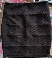 Rock von Amisu Gr. 34 XS schwarz Herbst Winter Nordrhein-Westfalen - Bergheim Vorschau