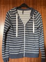 Sweatshirt Jacke Größe S Nordrhein-Westfalen - Monheim am Rhein Vorschau