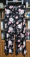 Pyjamahose mit floralem Motiv Hessen - Kelkheim Vorschau