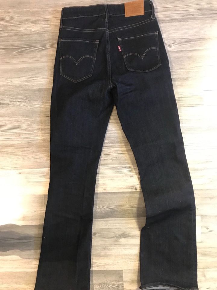 High-Rise Jeans Bootcut, 25x30 in Wilnsdorf