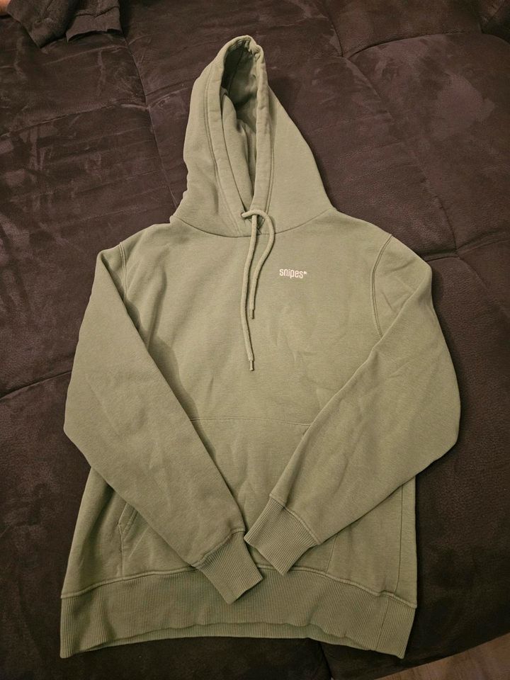 Snipes Hoodie Größe xs grün in Straelen