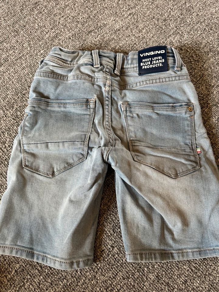 Vingino Shorts Jeans  gr.116 in Beverungen