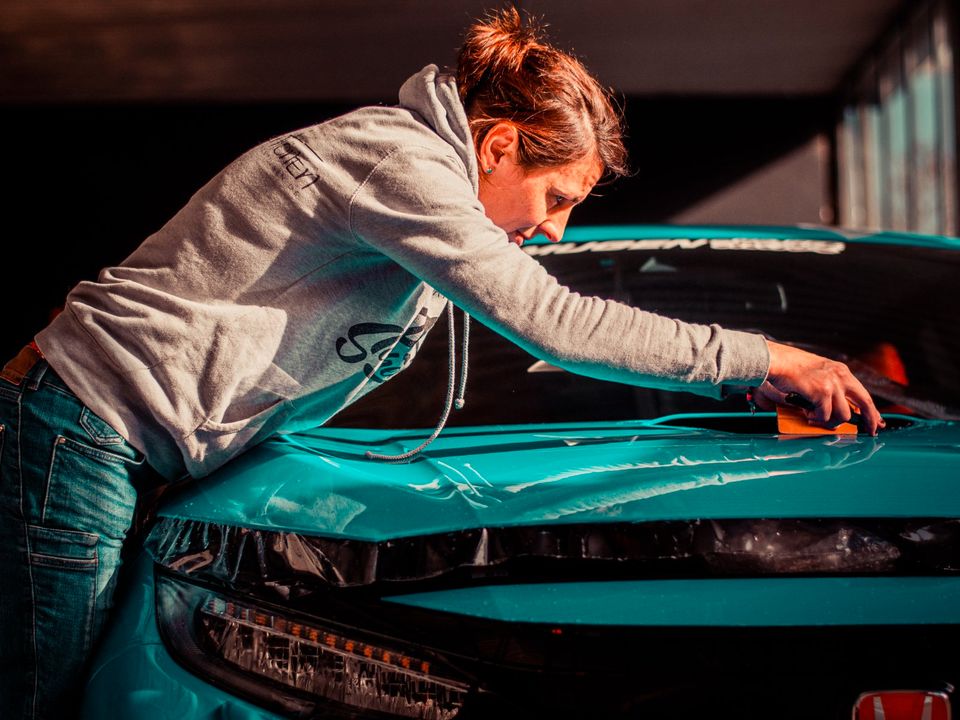 Autofolierung Scheibetönung Lackschutzfolie