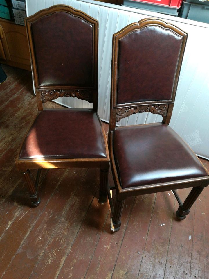 Schöne alte Stühlen um 1900, tolle Schnitzereien,  in sehr gutem. in Barneberg