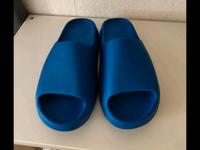 Yeezy slides Sachsen-Anhalt - Calbe (Saale) Vorschau