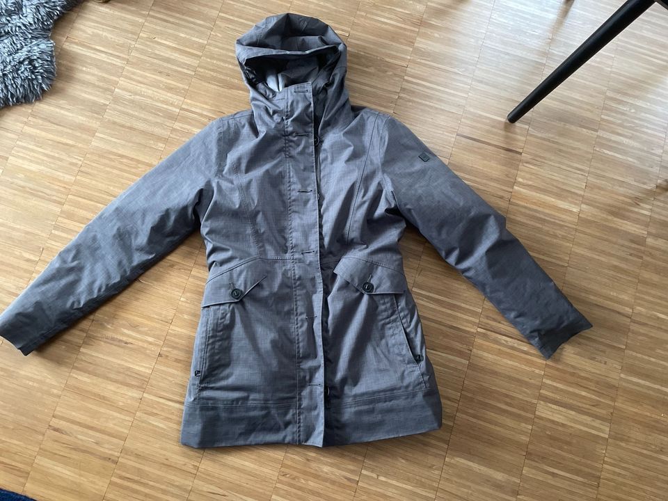 The North Face Jacke 3in1 grau/ schwarz highvent Gr. M in Remshalden