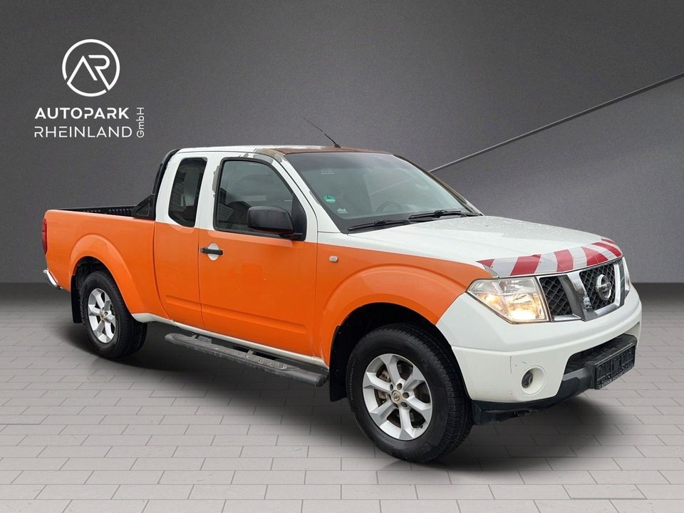 Nissan Navara Pickup King Cab SE 4X4 in Bochum