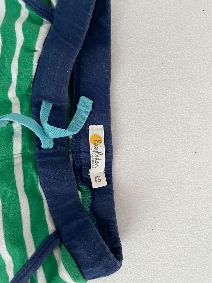 Baby Boden | Shirt, Short, Robbe, Wal, sommer 98/104 in Warthausen