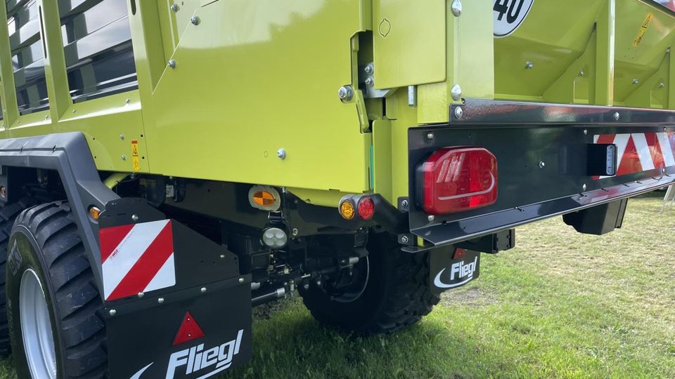 Fliegl Häcksel Transportwagen CARGOS 750 TREND in Nortorf