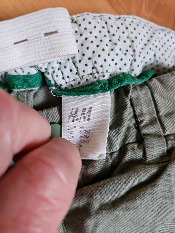 Sommerhose Gr.74 / H&M in Borgentreich