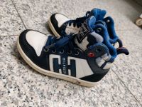 Tommy Hilfiger Turnschuhe 26 Sneaker Schuhe weiß blau Leder München - Allach-Untermenzing Vorschau