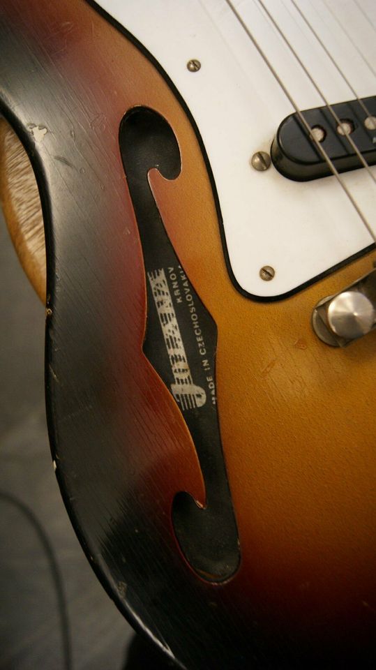 REAL VINTAGE JOLANA IRIS IN GOOD SHAPE PLAYER in Berlin