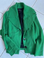 Jacke Blazer Gürtel grün Gr. 38 Sachsen-Anhalt - Gröningen Vorschau