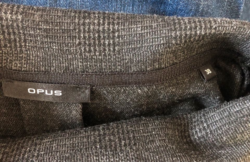 Sweatshirt von Opus in Lübeck