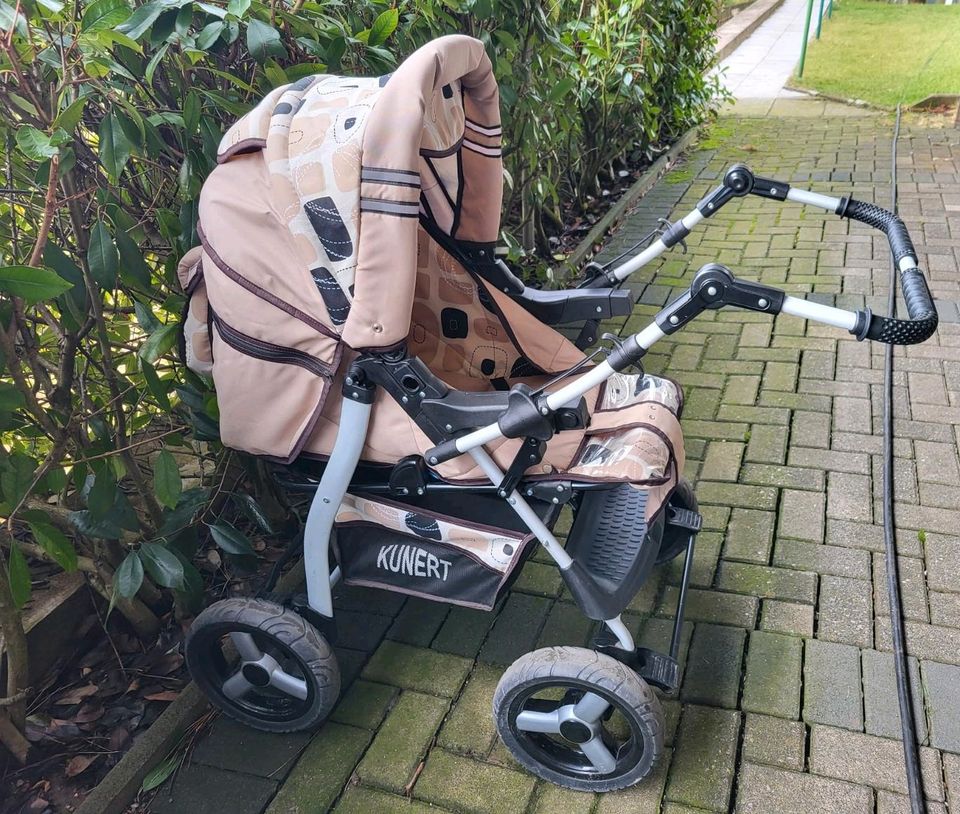 Kinderwagen selten gebraucht in Bad Driburg