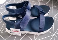 Neu Skechers Gr. 41 blau Sandalen Schuhe archfit navy Nordrhein-Westfalen - Hückelhoven Vorschau