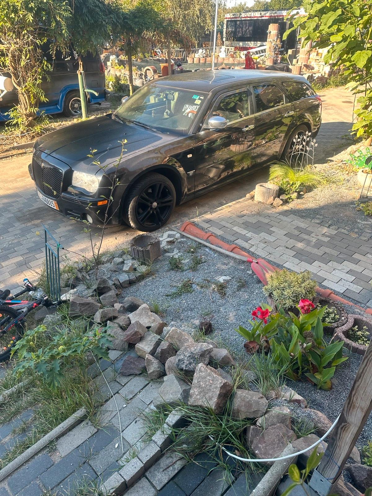 Abbildung des Autos Chrysler 300 c