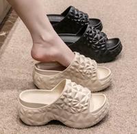Schuhe Sandalen Schlappen Slipper 36 37 schwarz creme Niedersachsen - Vechta Vorschau