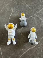 Cake Topper / drei kleine Astronauten (Plastik) Sachsen - Großschönau Vorschau