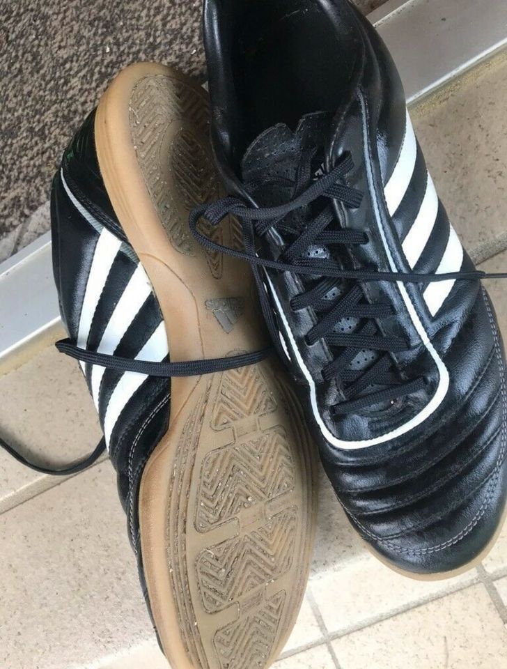 Adidas Schuhe in Mistelgau