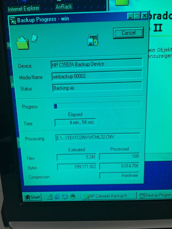 HP C1557A DDS-3 DAT Bandlaufwerk Datensicherung Auto Loader SCSI in Gummersbach