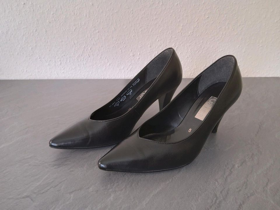 Elegante Pumps von Gabor, Gr. 5 / 38 schwarz, echt Leder in Mühlhausen