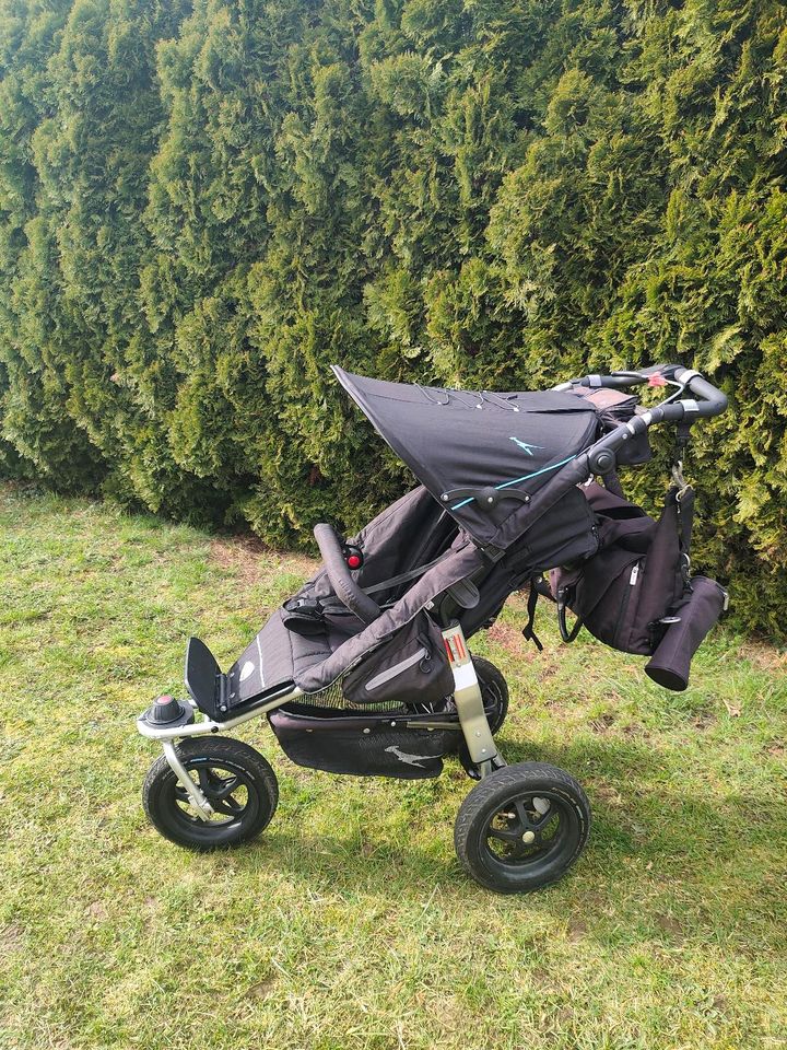 TFK Kinderwagen Joggster Adventure + Maxi Cosi + Isofix Station in München