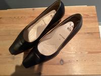 Damenschuhe Pumps Gr. 7 Leder Hessen - Gießen Vorschau