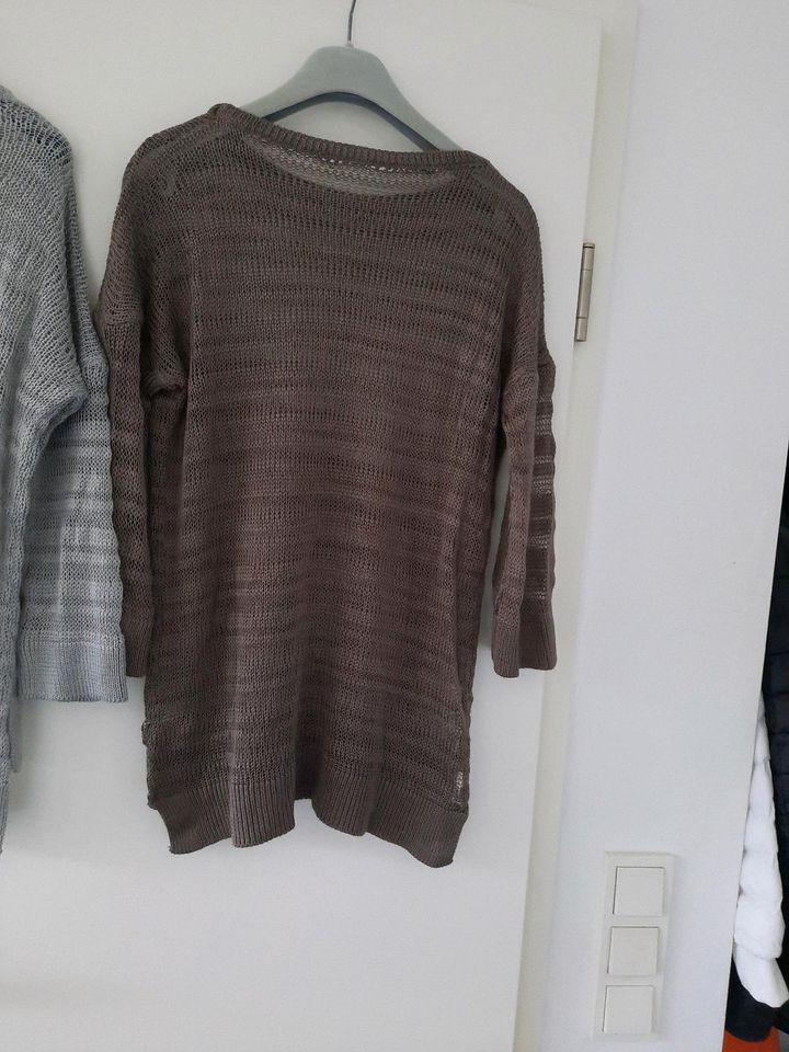 2 luftige Pullover H&M in grau-silber und  braun, Gr.S/M, wie neu in Krefeld