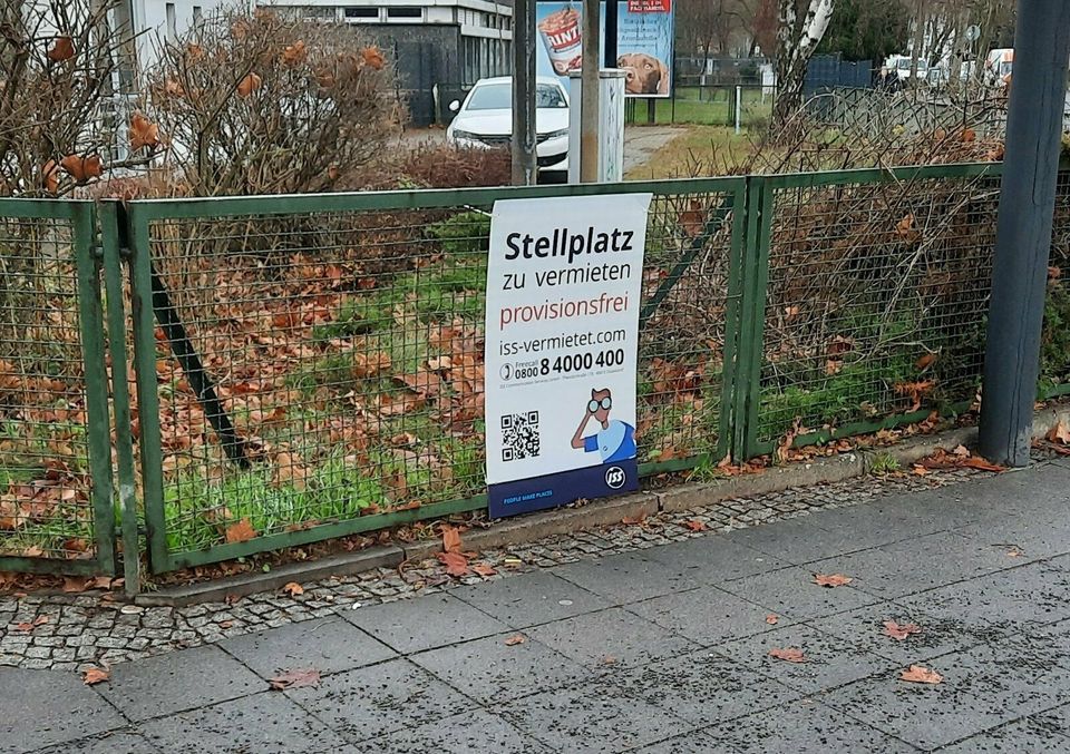 PKW-Außenstellplätze Berlin-Steglitz - provisionsfrei ! in Berlin