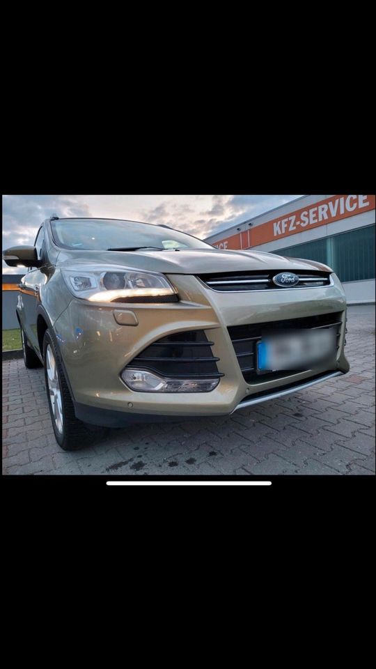 Ford Kuga Titanium Leder in Berlin