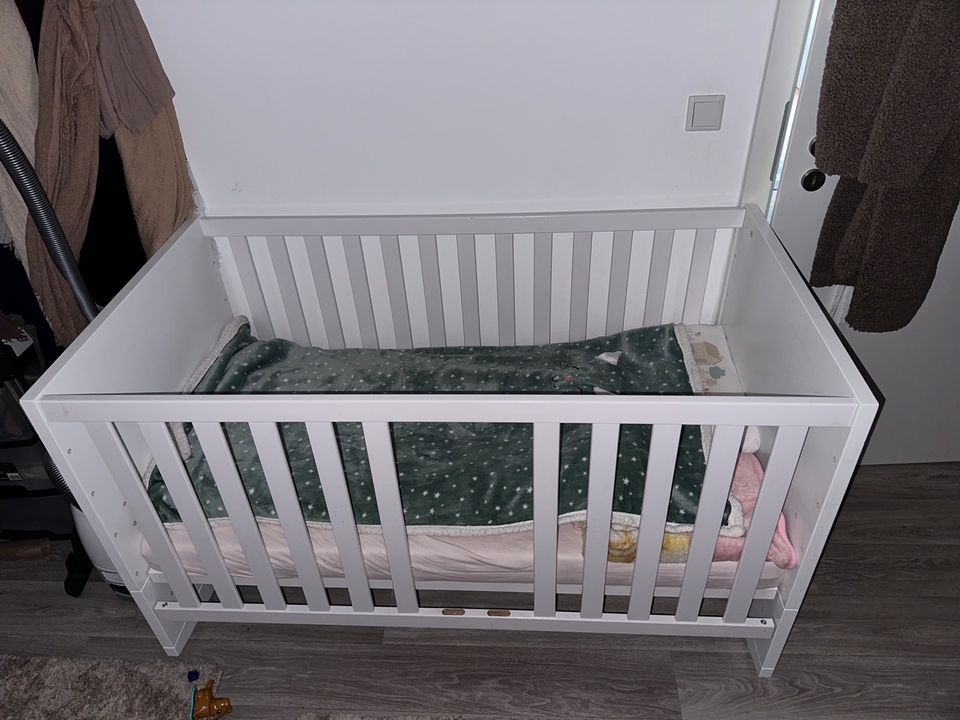 PAIDI Kinderbett mit MATRATZE mit Schaukelfunktion 70x140cm in Duisburg